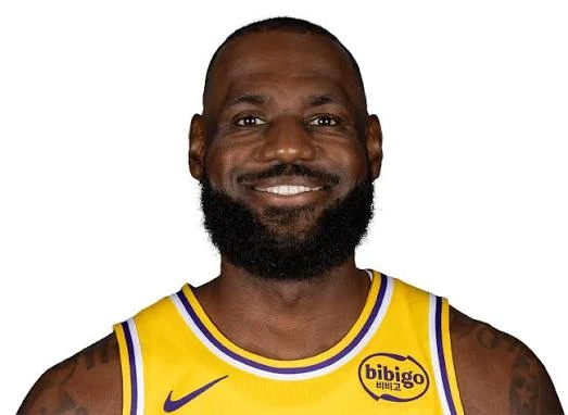 File:Леброн Джеймс.jpg